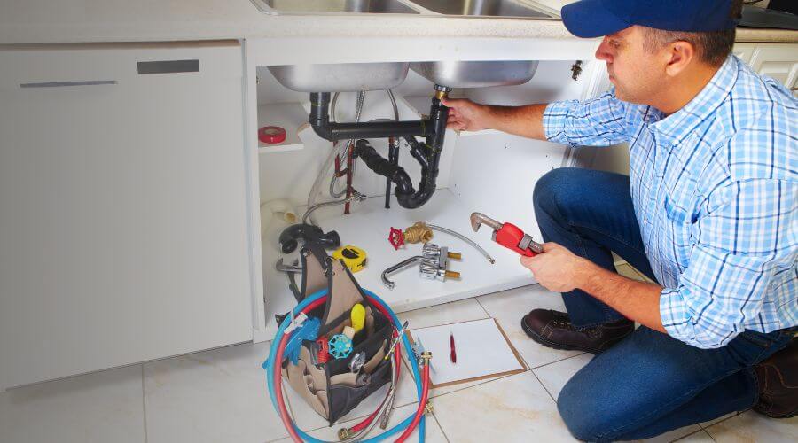 Expert burst pipe repair services in Happy, KY